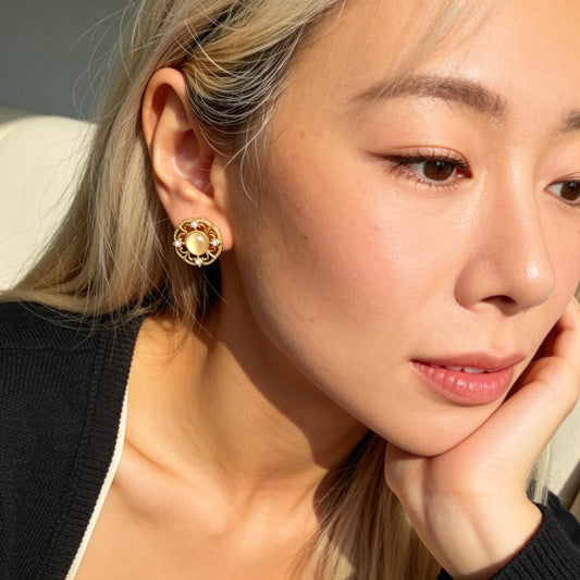 Cat Eye Pearl Studs