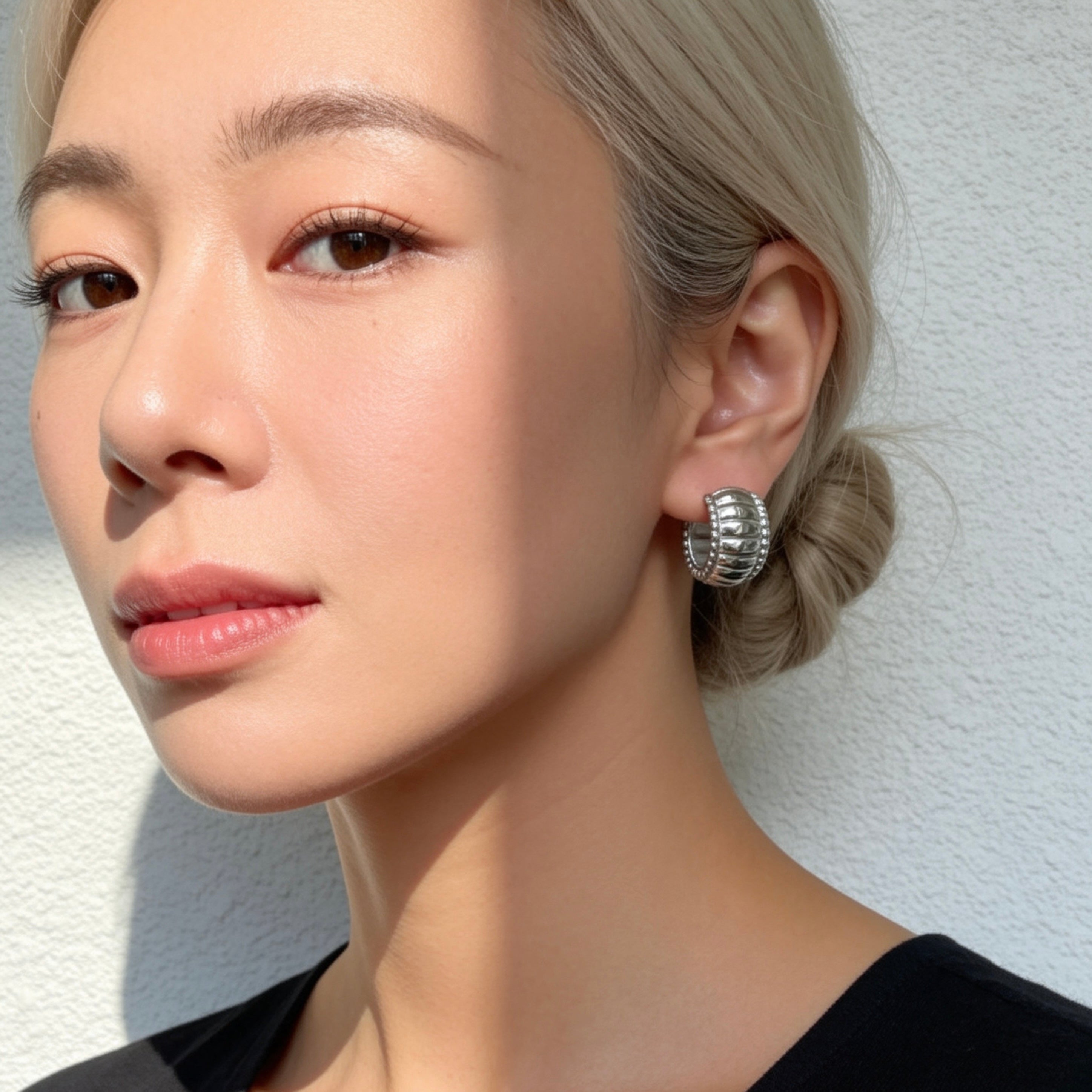 Sculptural Ribbed Hoop Earrings