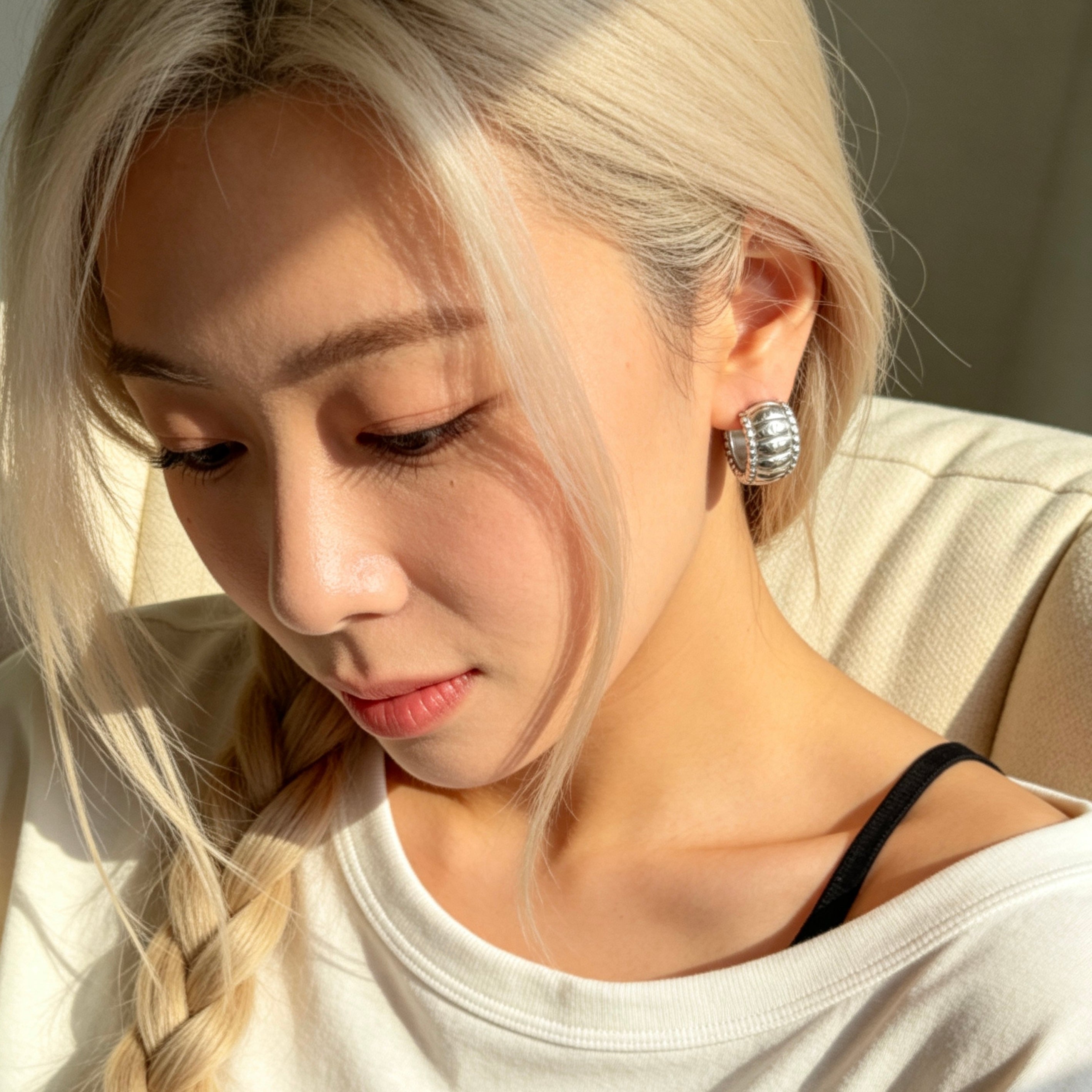 Sculptural Ribbed Hoop Earrings