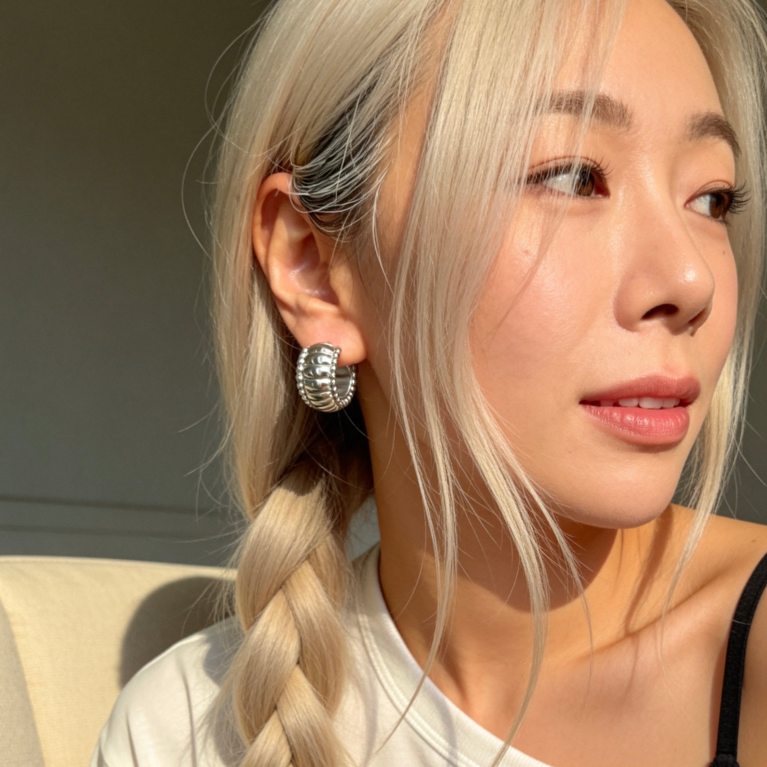 Sculptural Ribbed Hoop Earrings