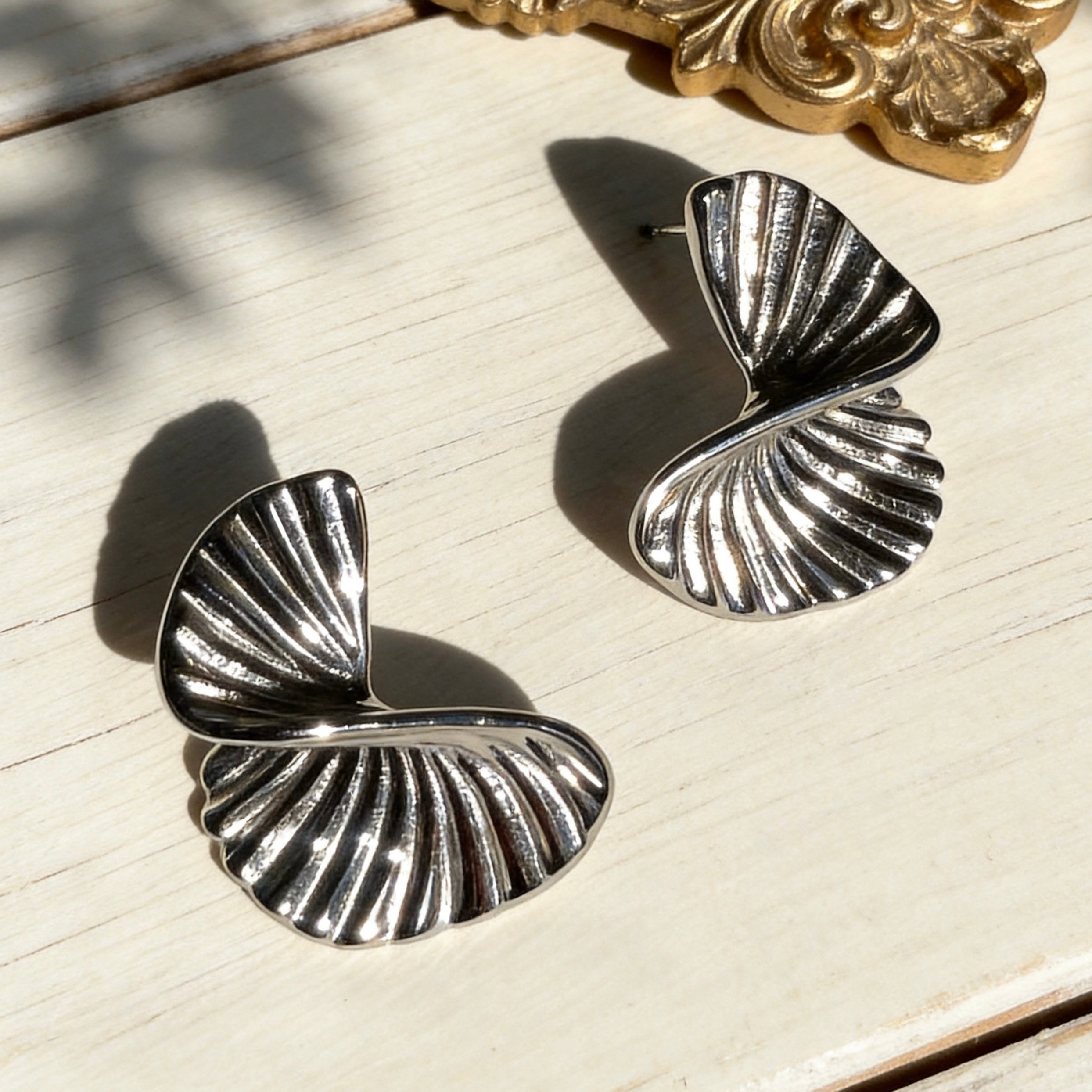 Shell Statement Series