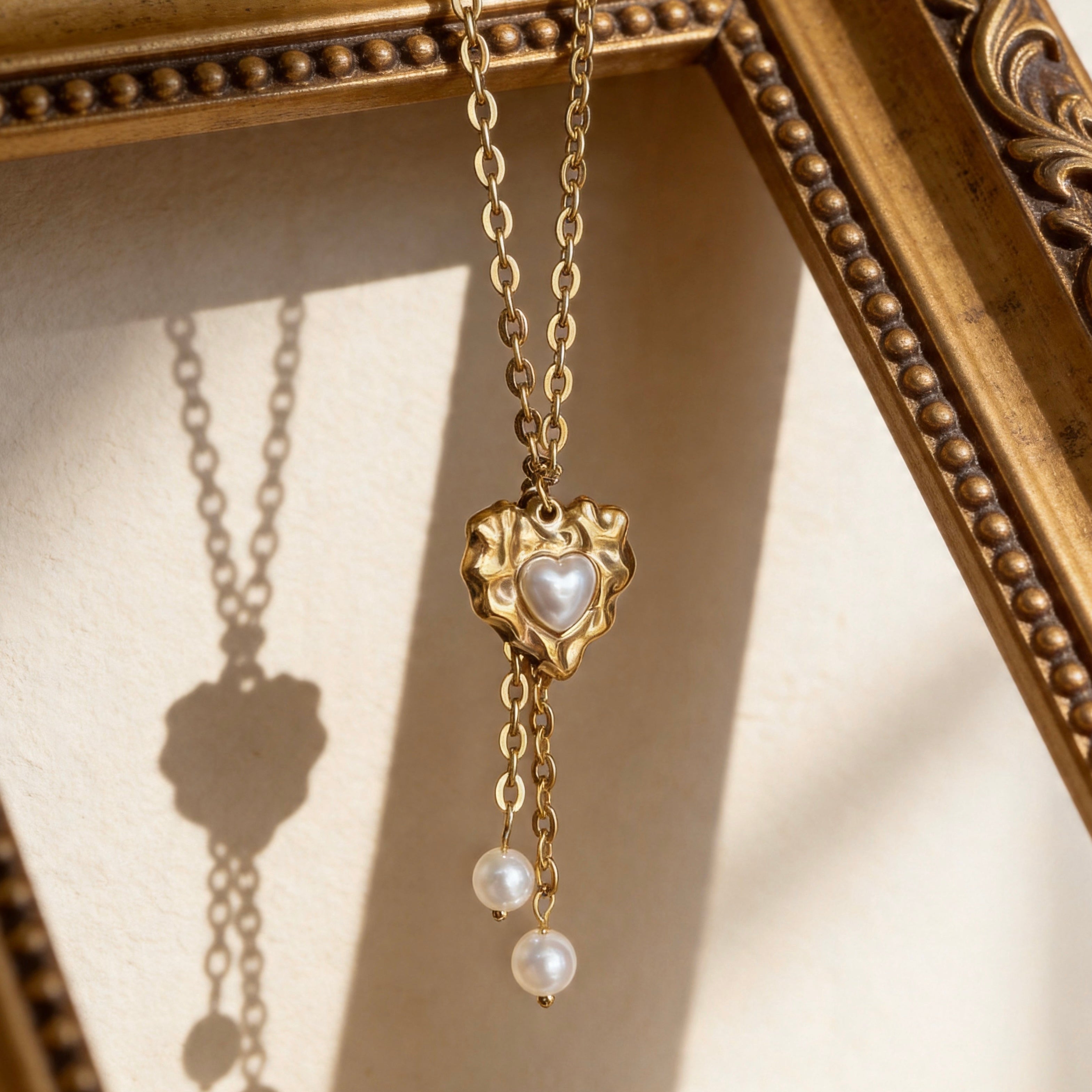Gold Heart Pearl Pendant Necklace