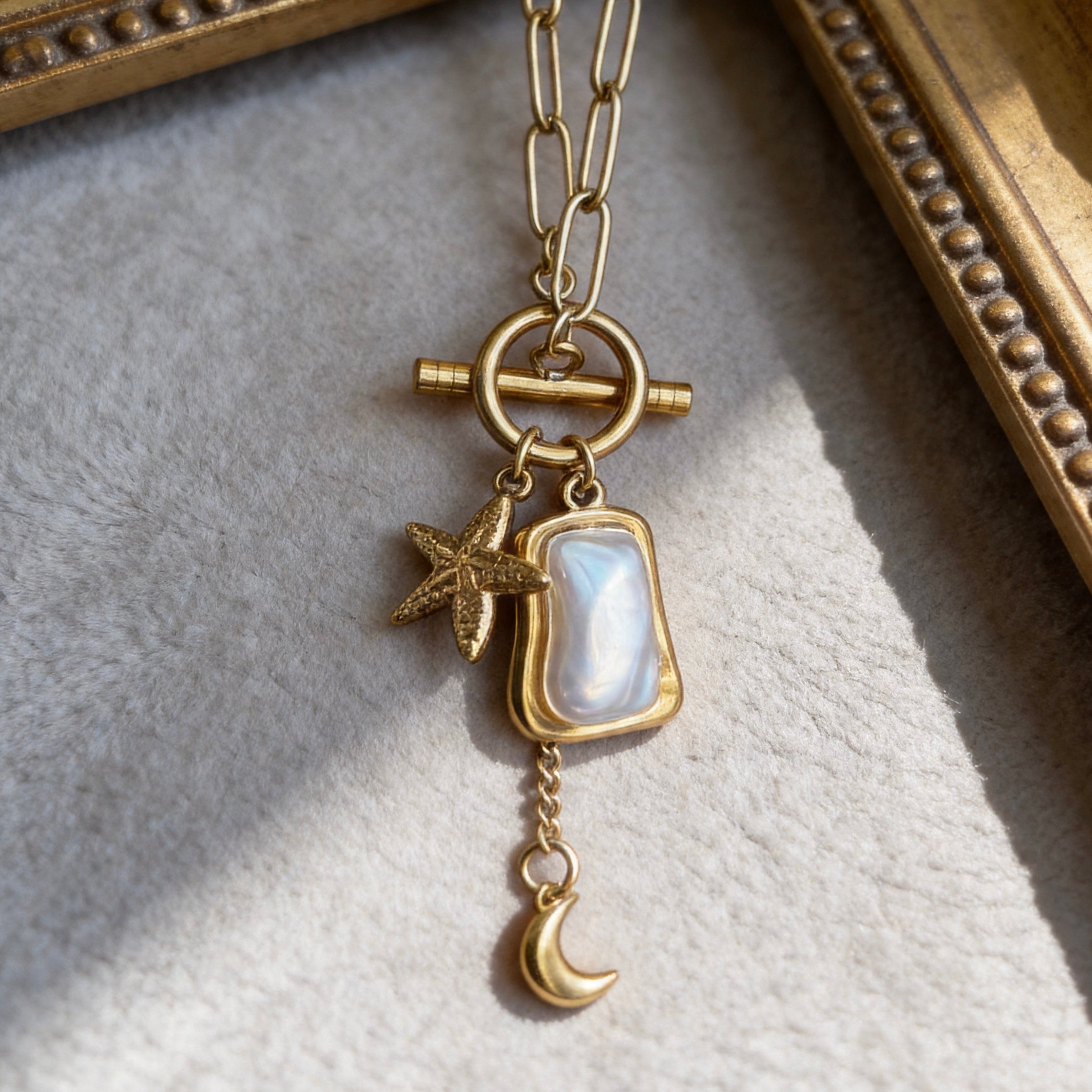 Gold Ocean Charm Pearl Necklace