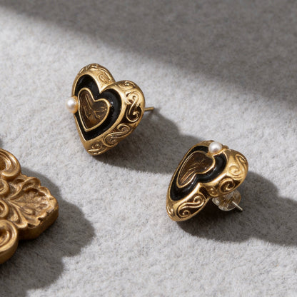 Vintage Black Heart Pearl Earrings