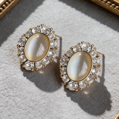 Vintage Cat Eye Studs