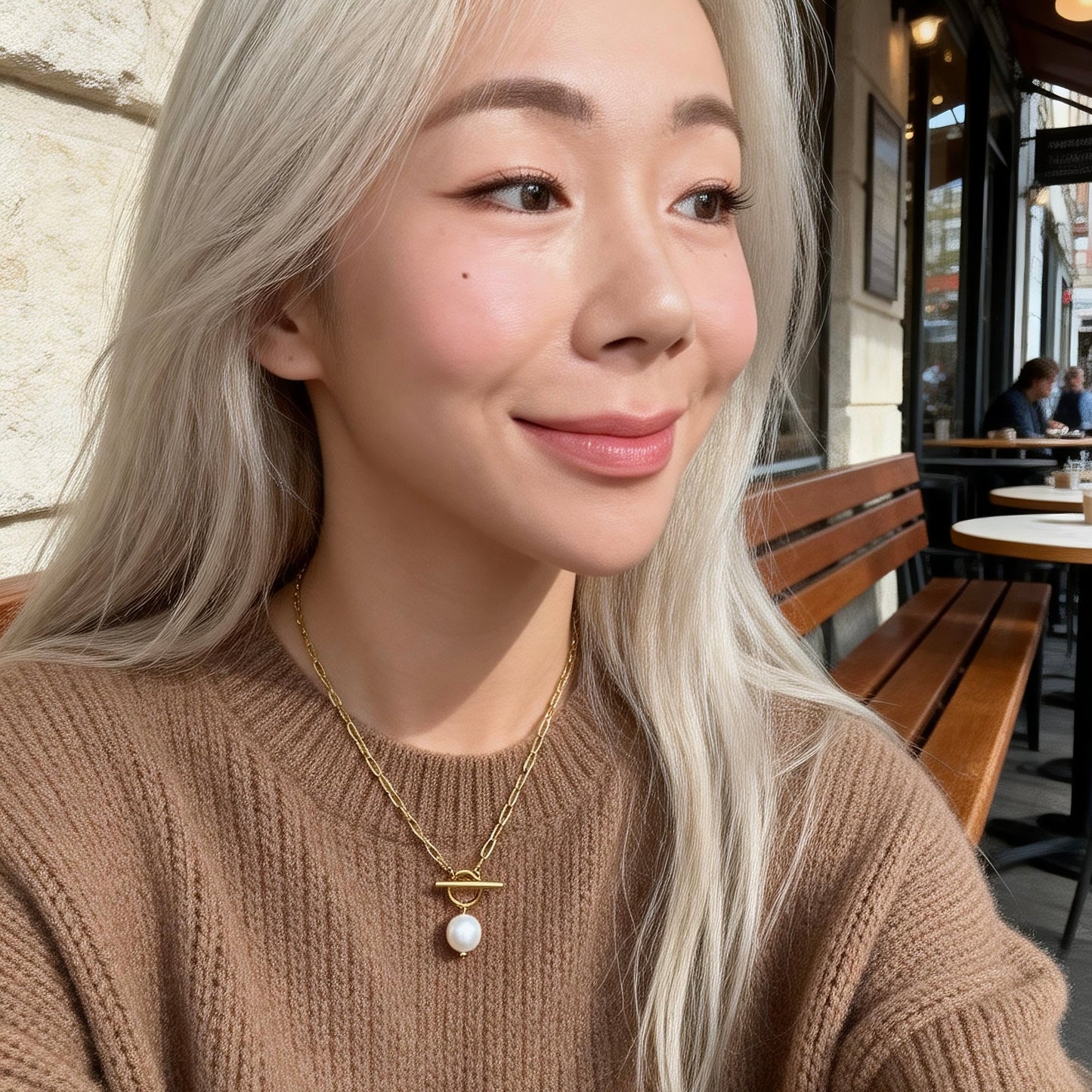 Gold Toggle Pearl Pendant Necklace