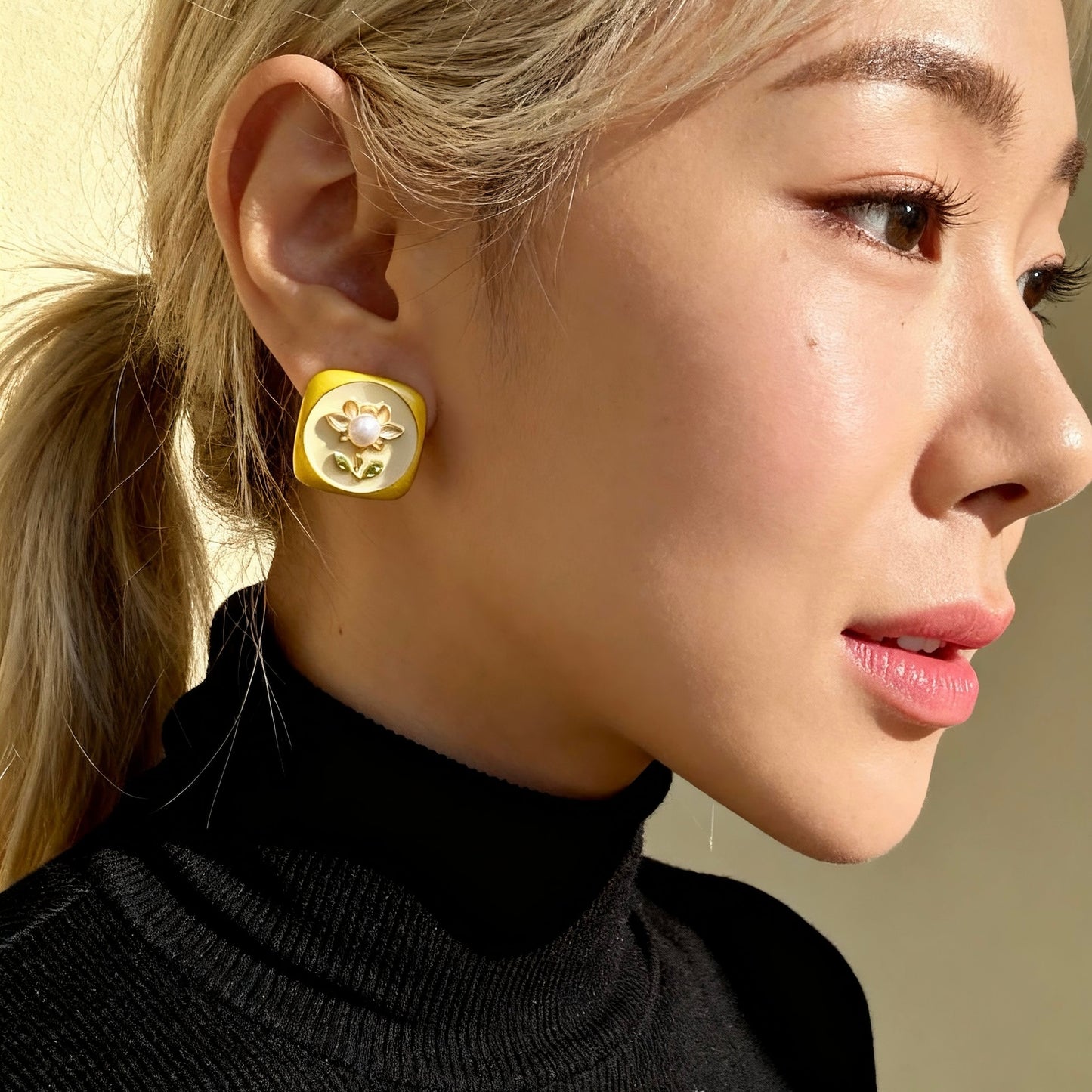 Floral Pearl Stud Earrings