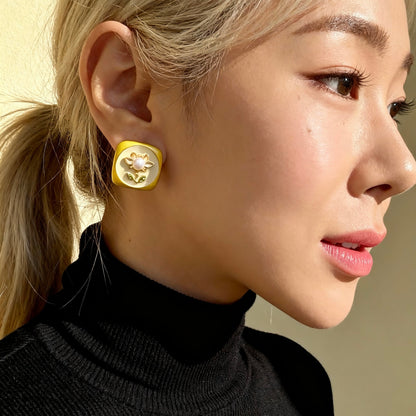 Floral Pearl Stud Earrings