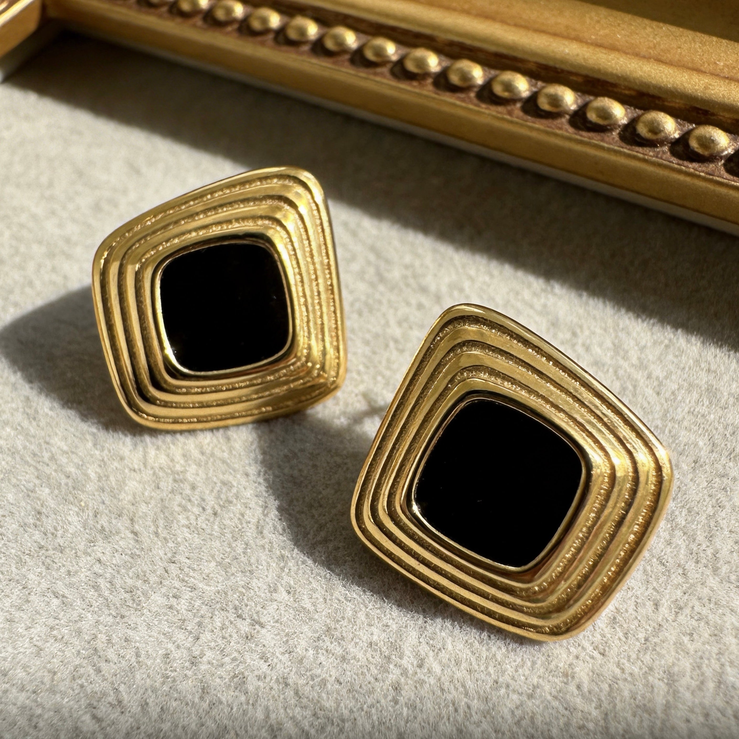 Layered Black Gold Studs