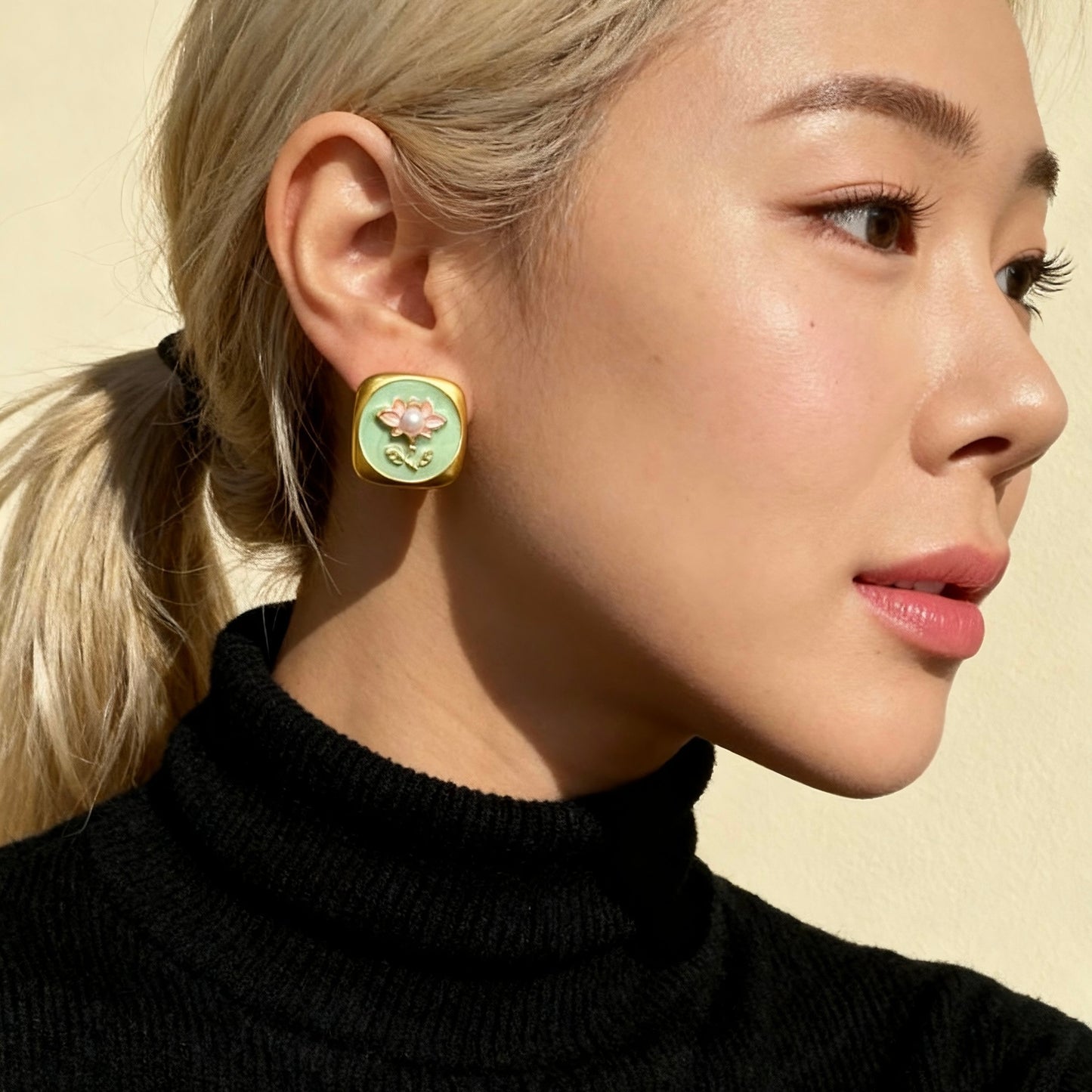 Green Jade Blossom Pearl Earrings