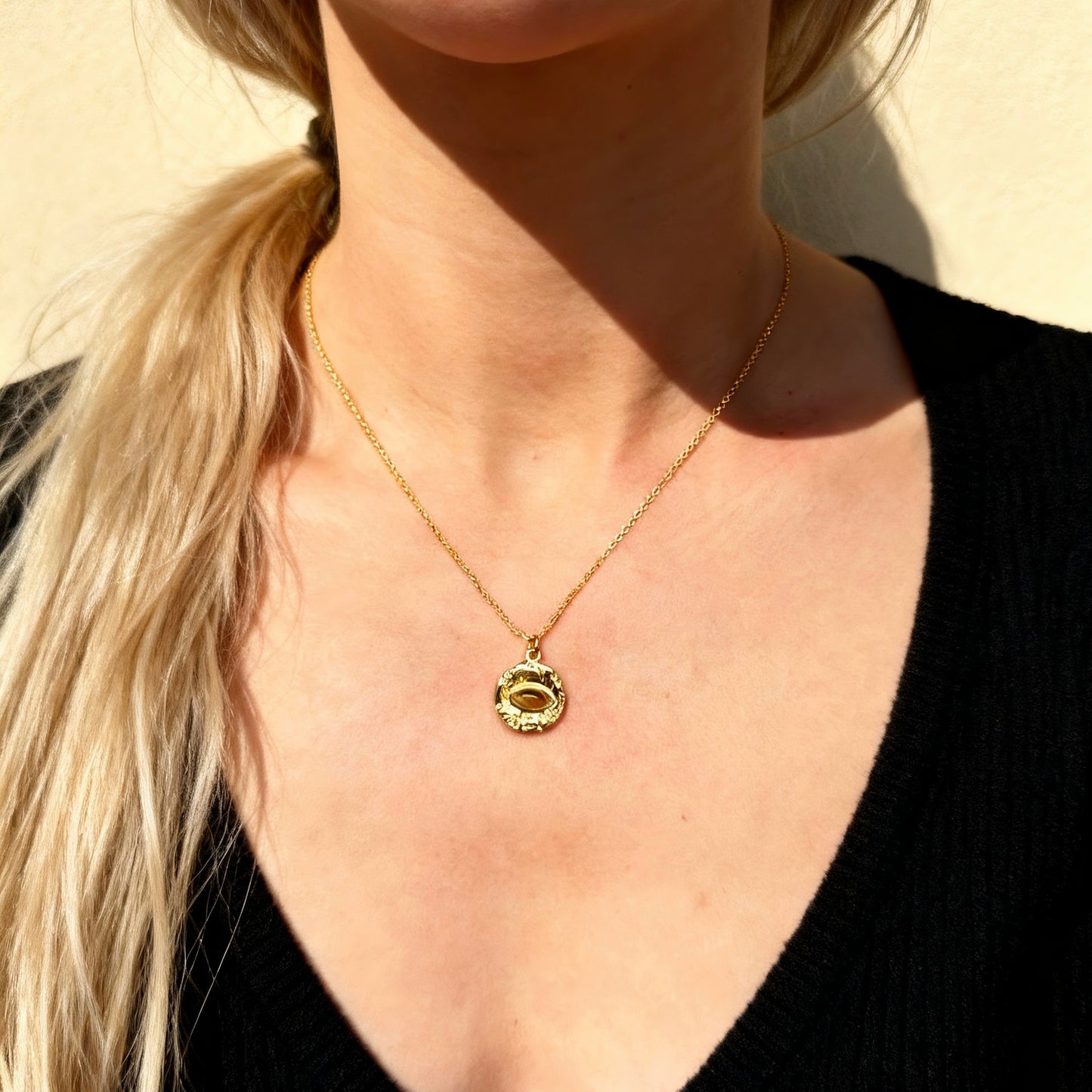 Tiger Eye Gold Pendant Necklace