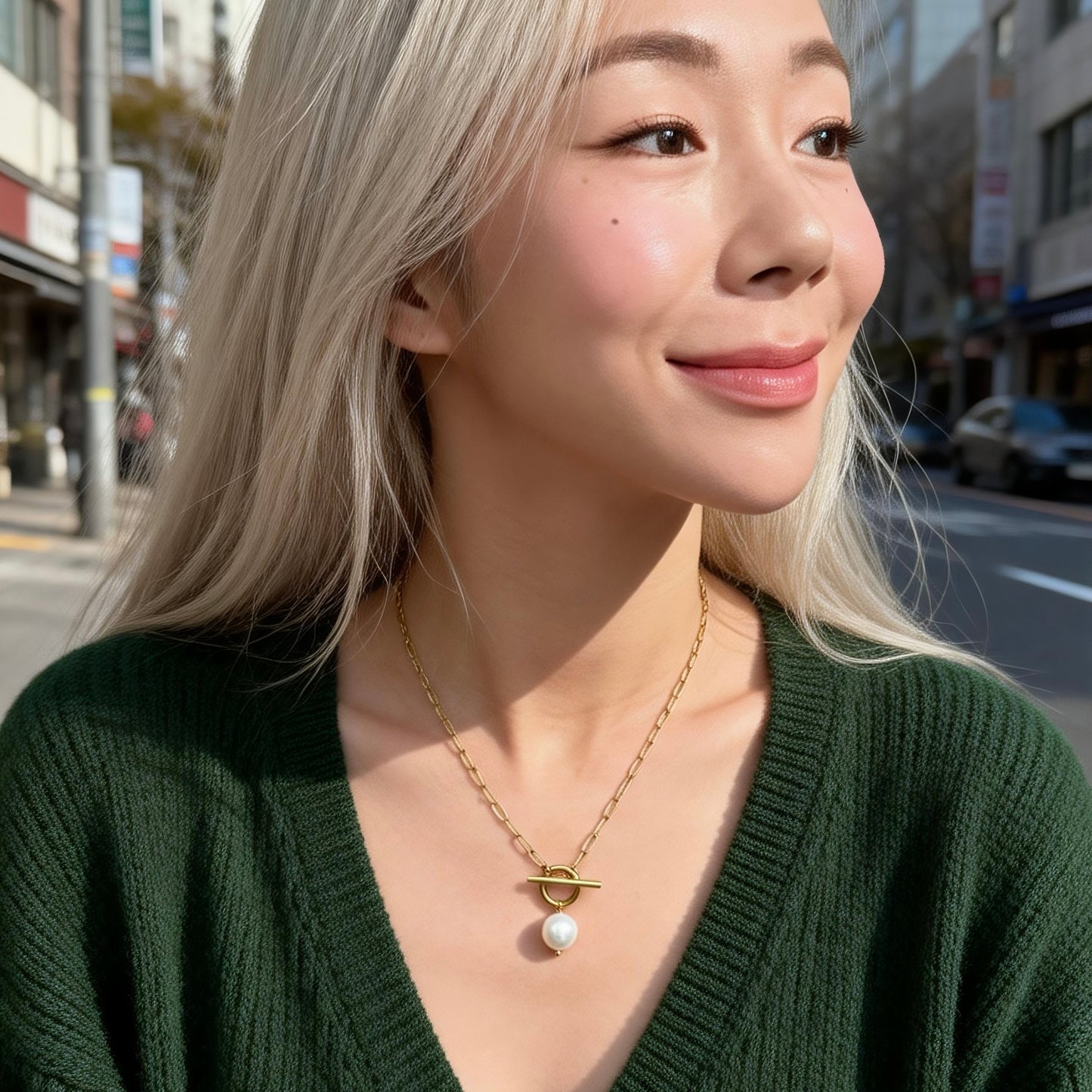 Gold Toggle Pearl Pendant Necklace