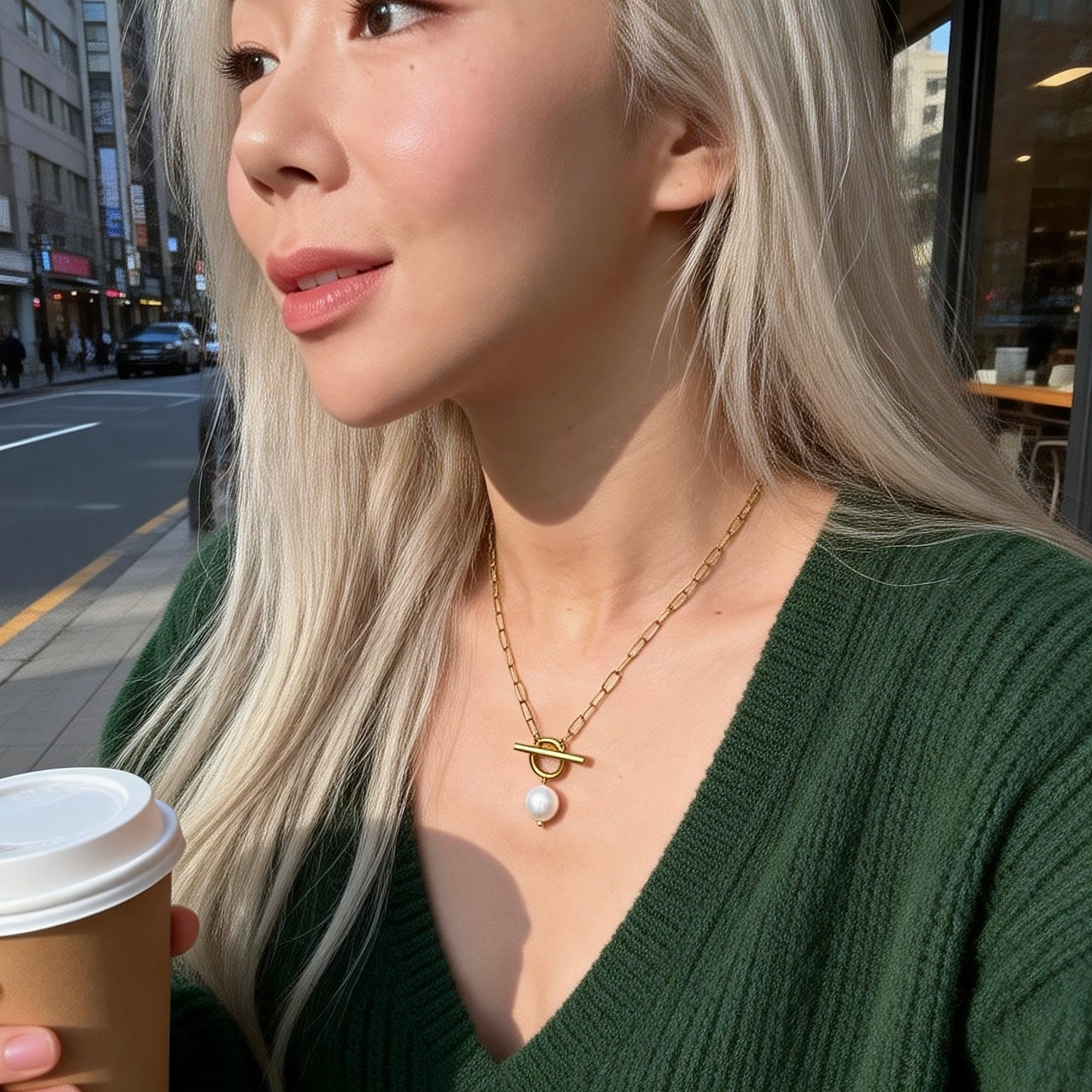 Gold Toggle Pearl Pendant Necklace