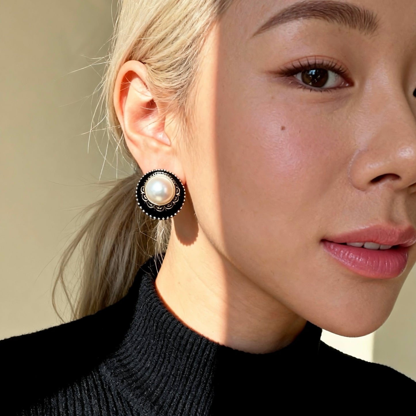 Vintage Black Gold Pearl Studs