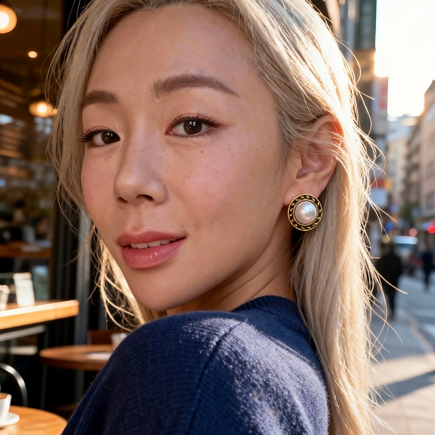 Gold Frame Pearl Stud Earrings