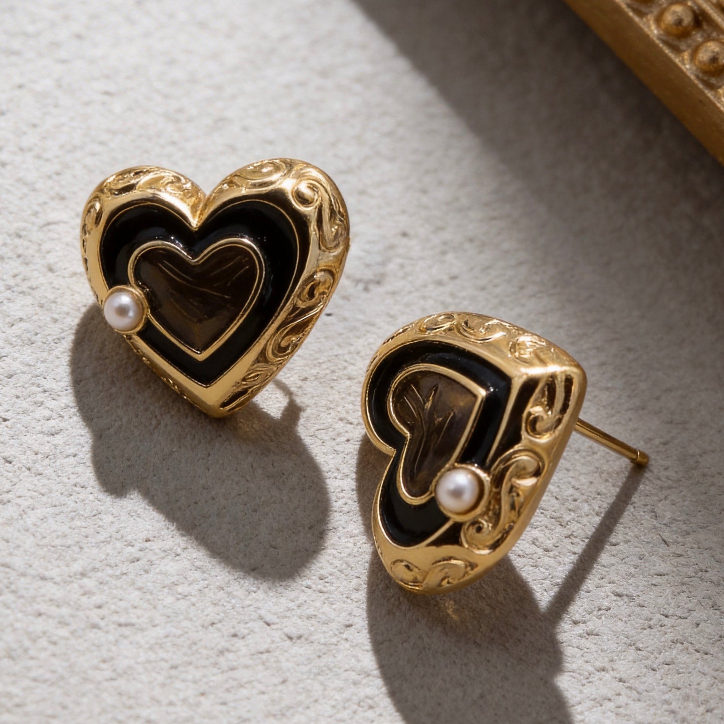 Vintage Black Heart Pearl Earrings