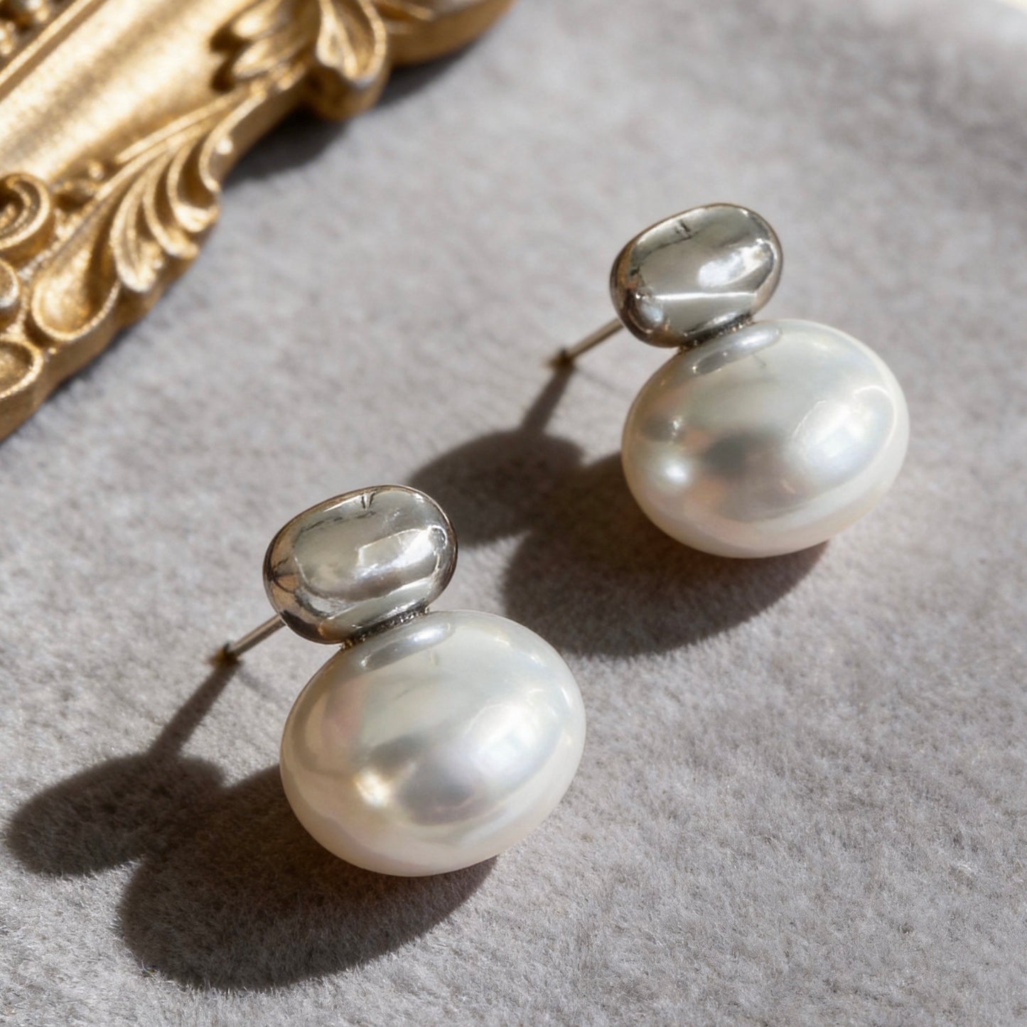 Silver Pearl Stud Earrings