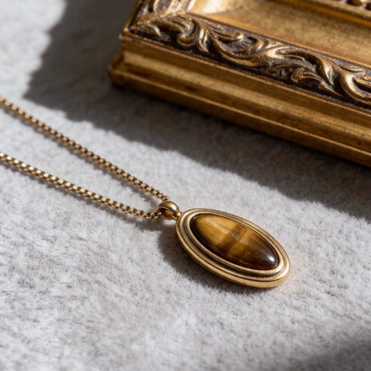 Vintage Tiger Eye Pendant Necklace