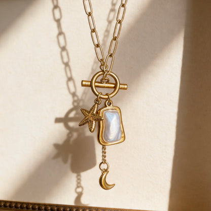 Gold Ocean Charm Pearl Necklace