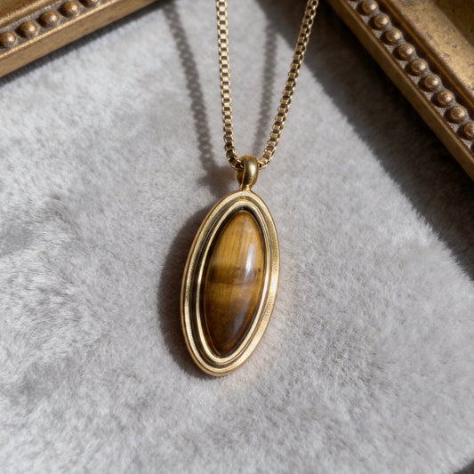 Vintage Tiger Eye Pendant Necklace
