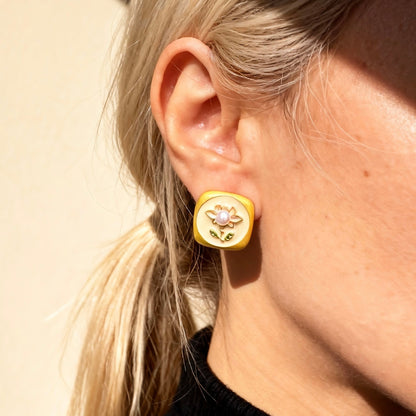 Floral Pearl Stud Earrings