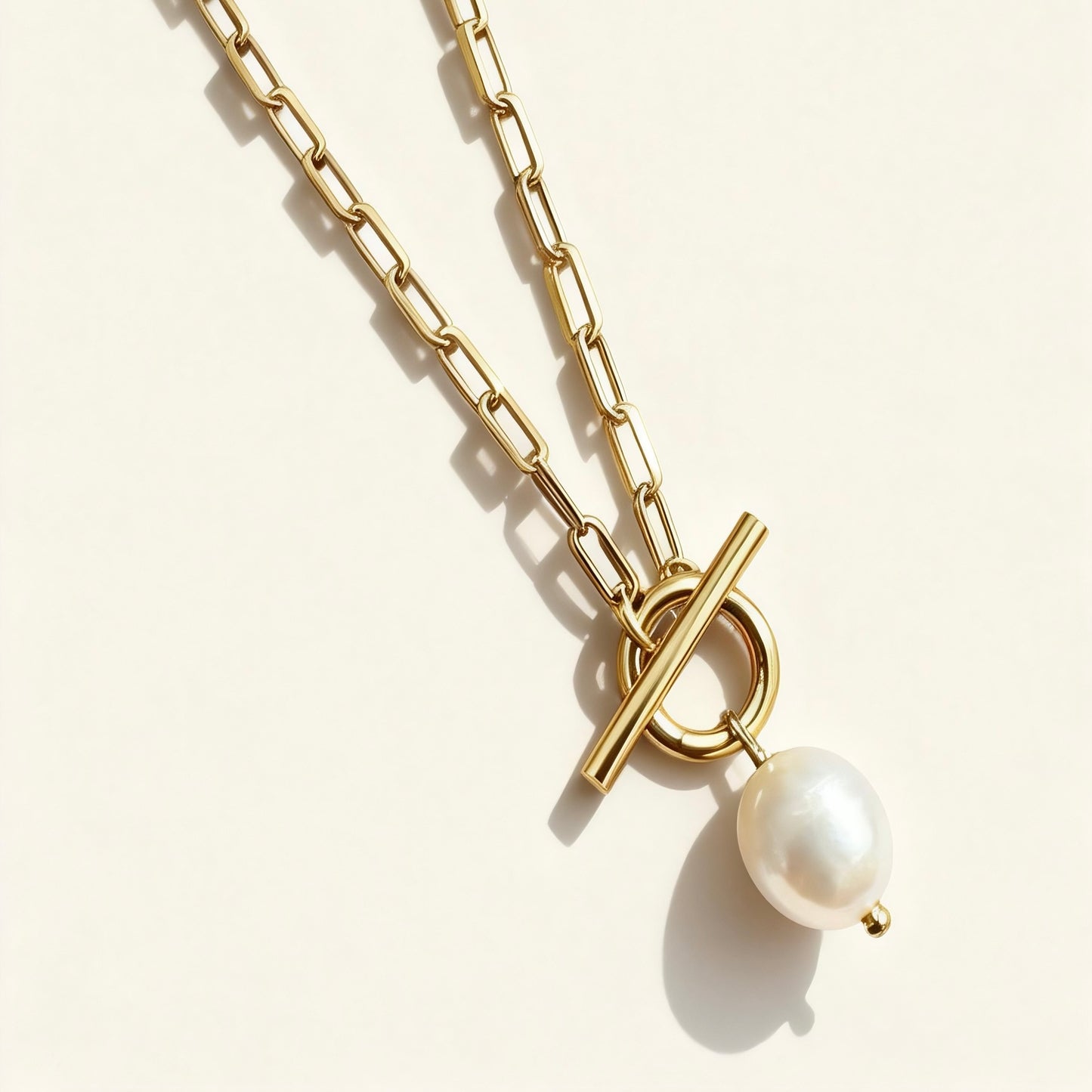 Gold Toggle Pearl Pendant Necklace