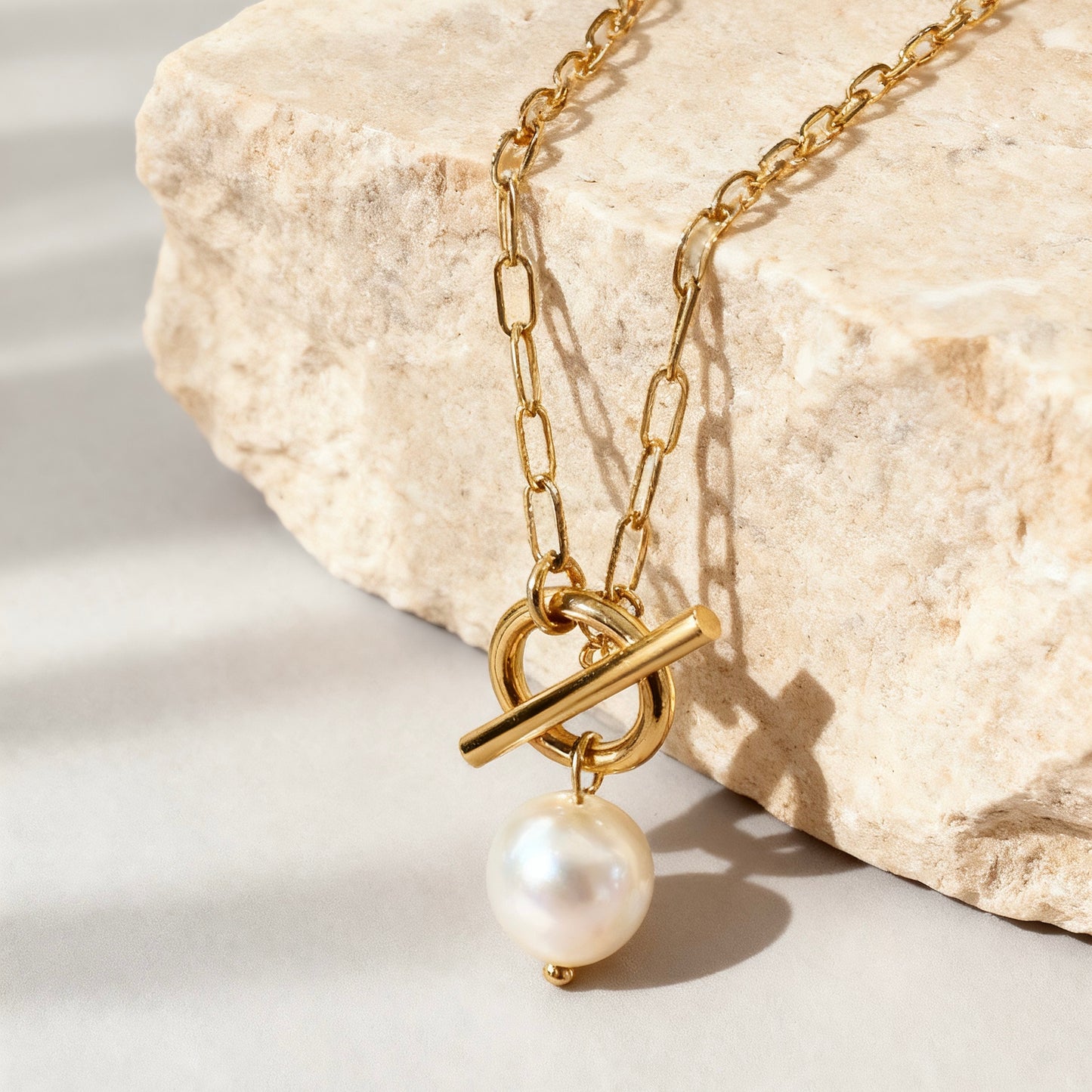 Gold Toggle Pearl Pendant Necklace