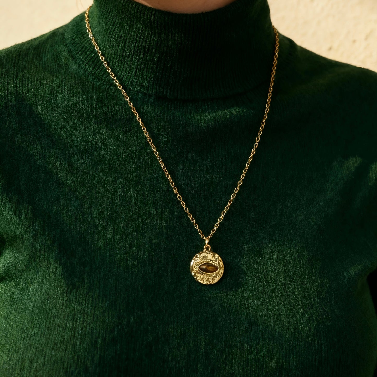 Tiger Eye Gold Pendant Necklace