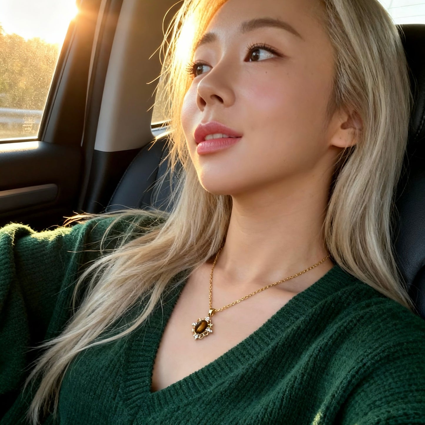 Vintage Floral Tiger Eye Pendant Necklace