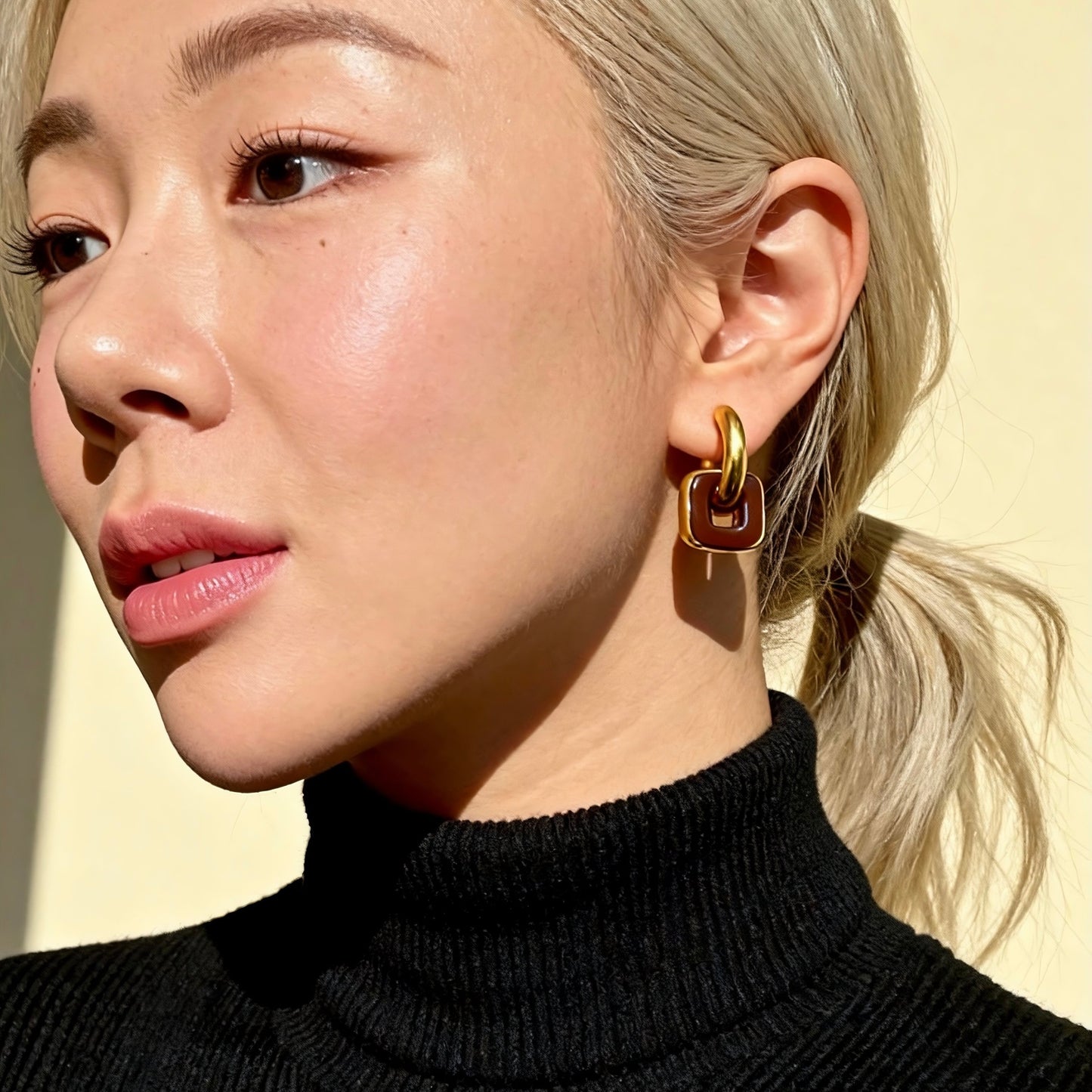 Gold & Red Brown Linked Hoop Earrings