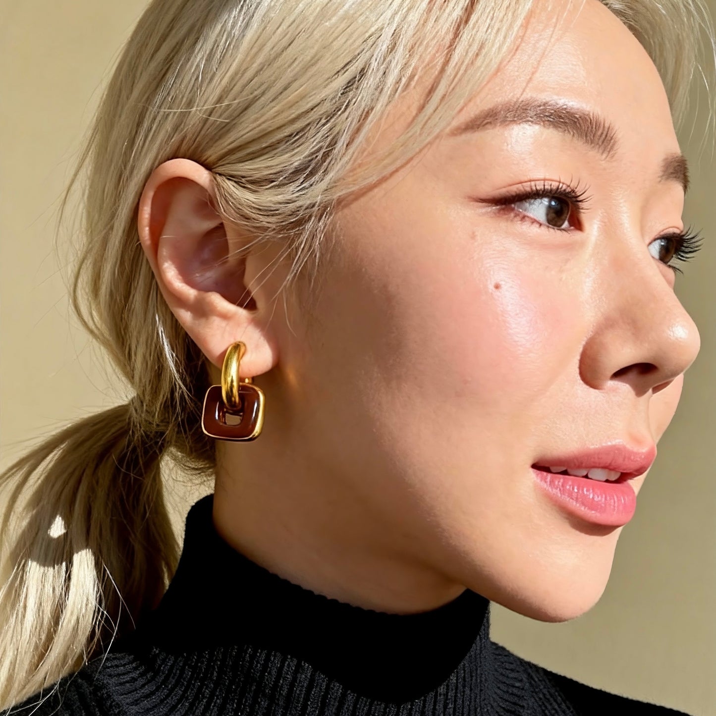 Gold & Red Brown Linked Hoop Earrings