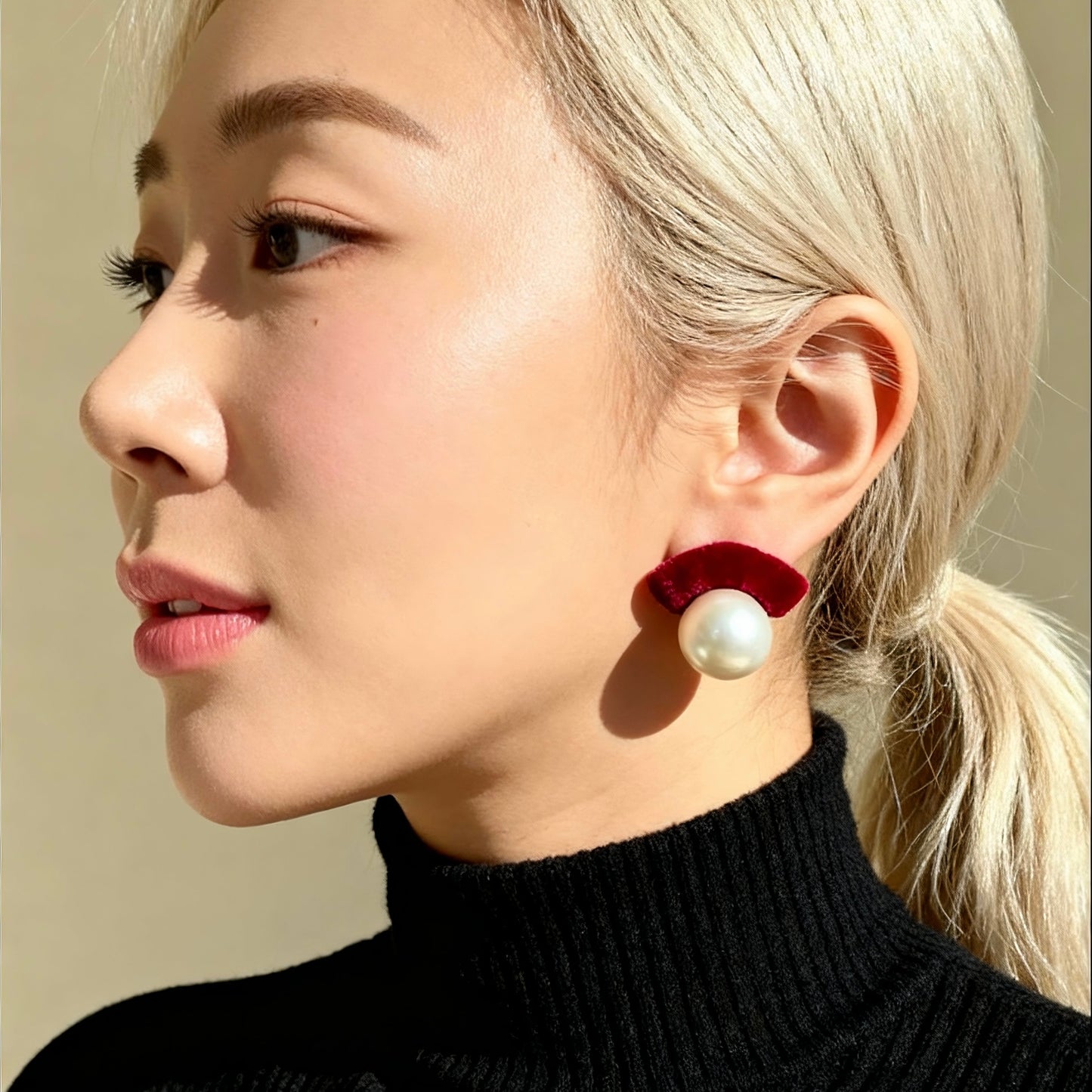 Red Velvet Pearl Stud Earrings