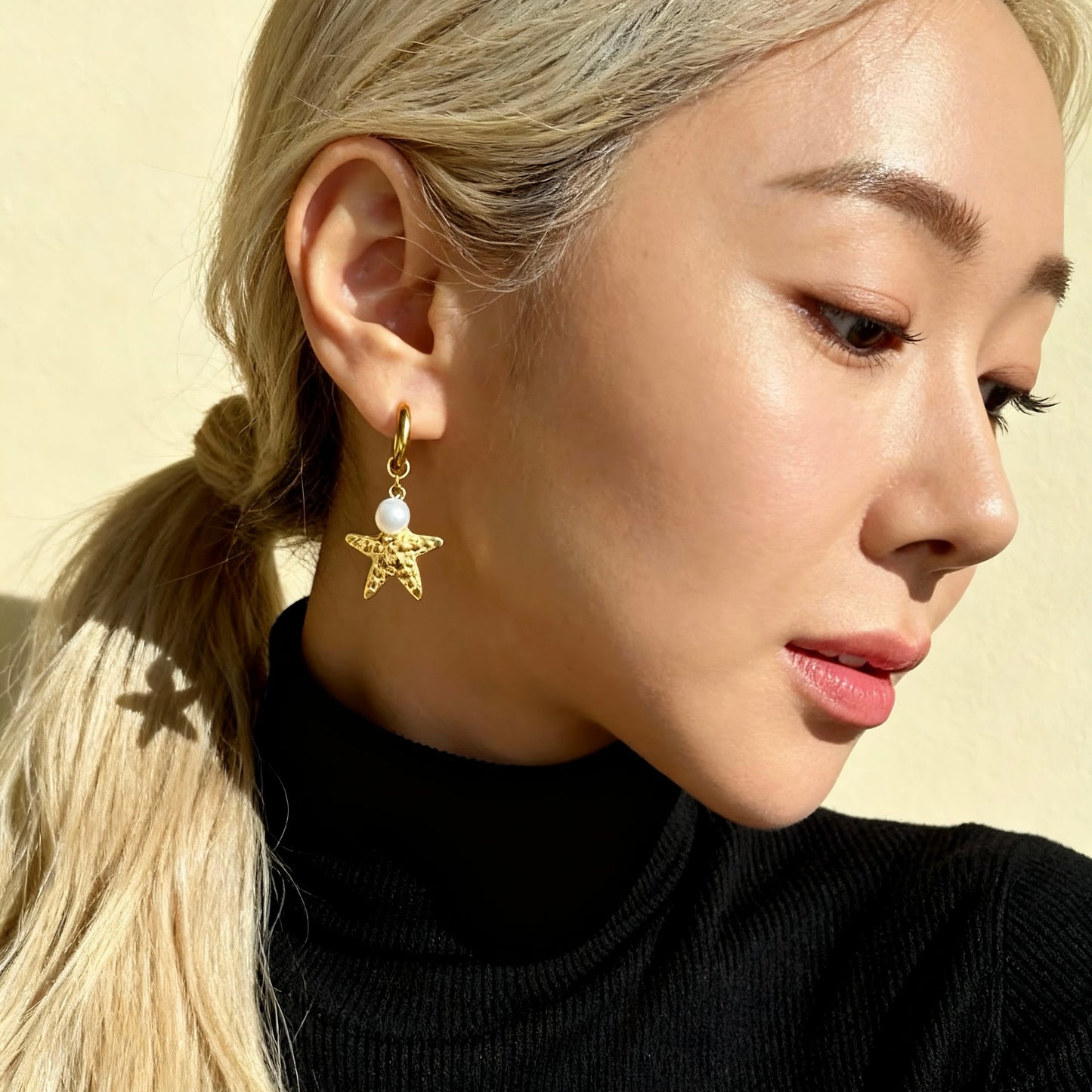 Gold Starfish Pearl Hoops
