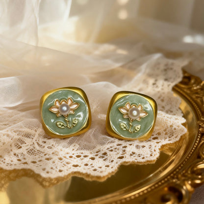 Green Jade Blossom Pearl Earrings