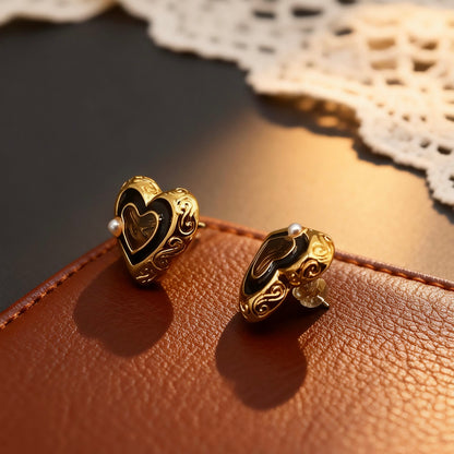 Vintage Black Heart Pearl Earrings