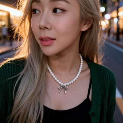 Pearl Necklace with Silver Bow