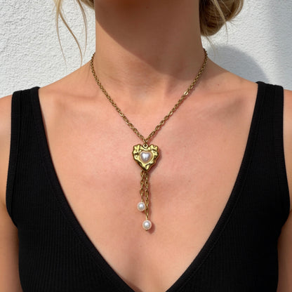 Gold Heart Pearl Pendant Necklace
