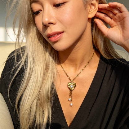 Gold Heart Pearl Pendant Necklace