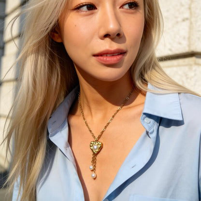 Gold Heart Pearl Pendant Necklace