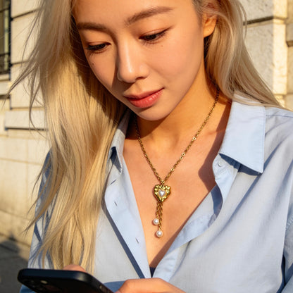 Gold Heart Pearl Pendant Necklace