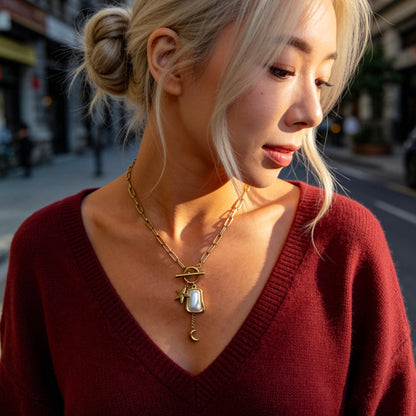 Gold Ocean Charm Pearl Necklace