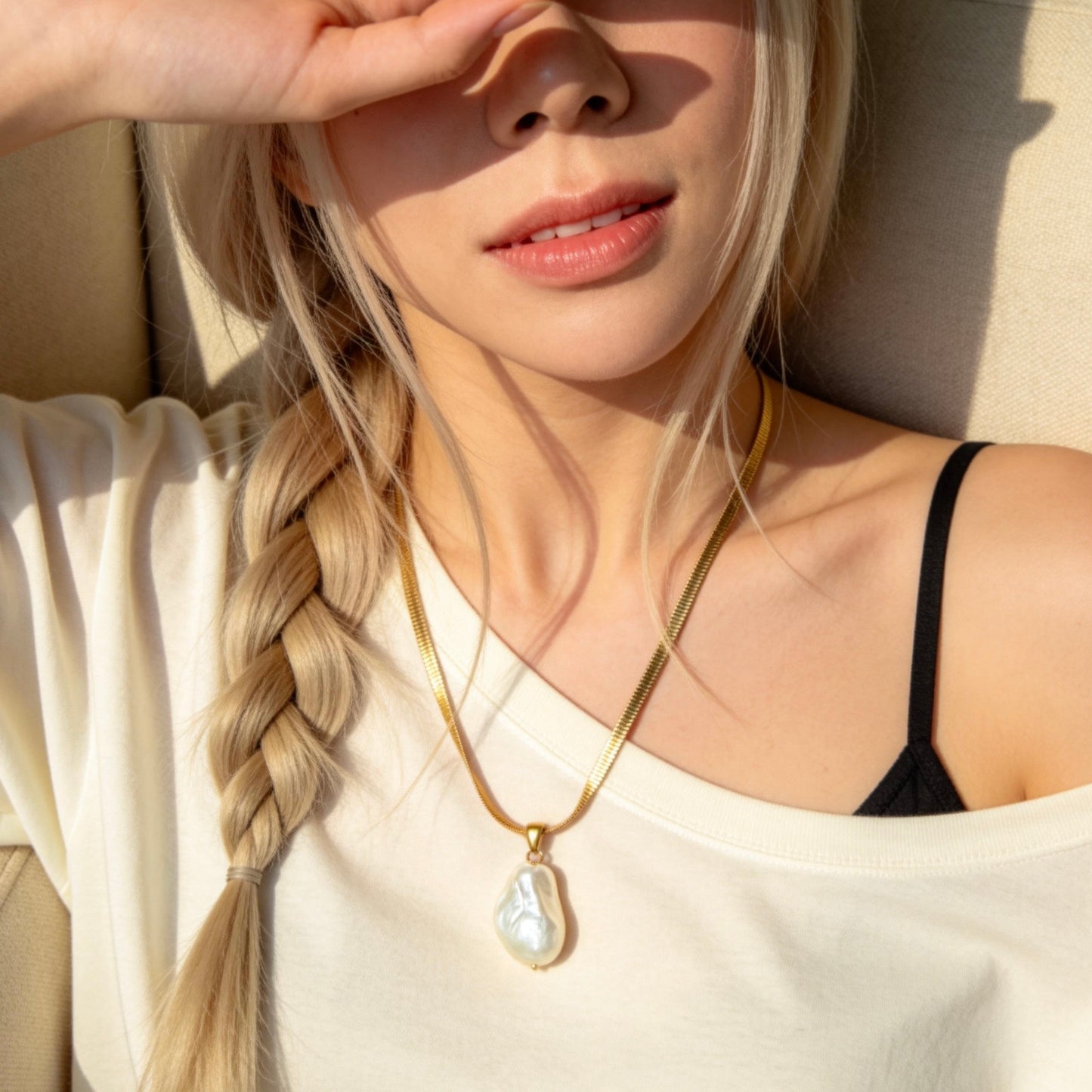 Baroque Pearl Pendant Necklace