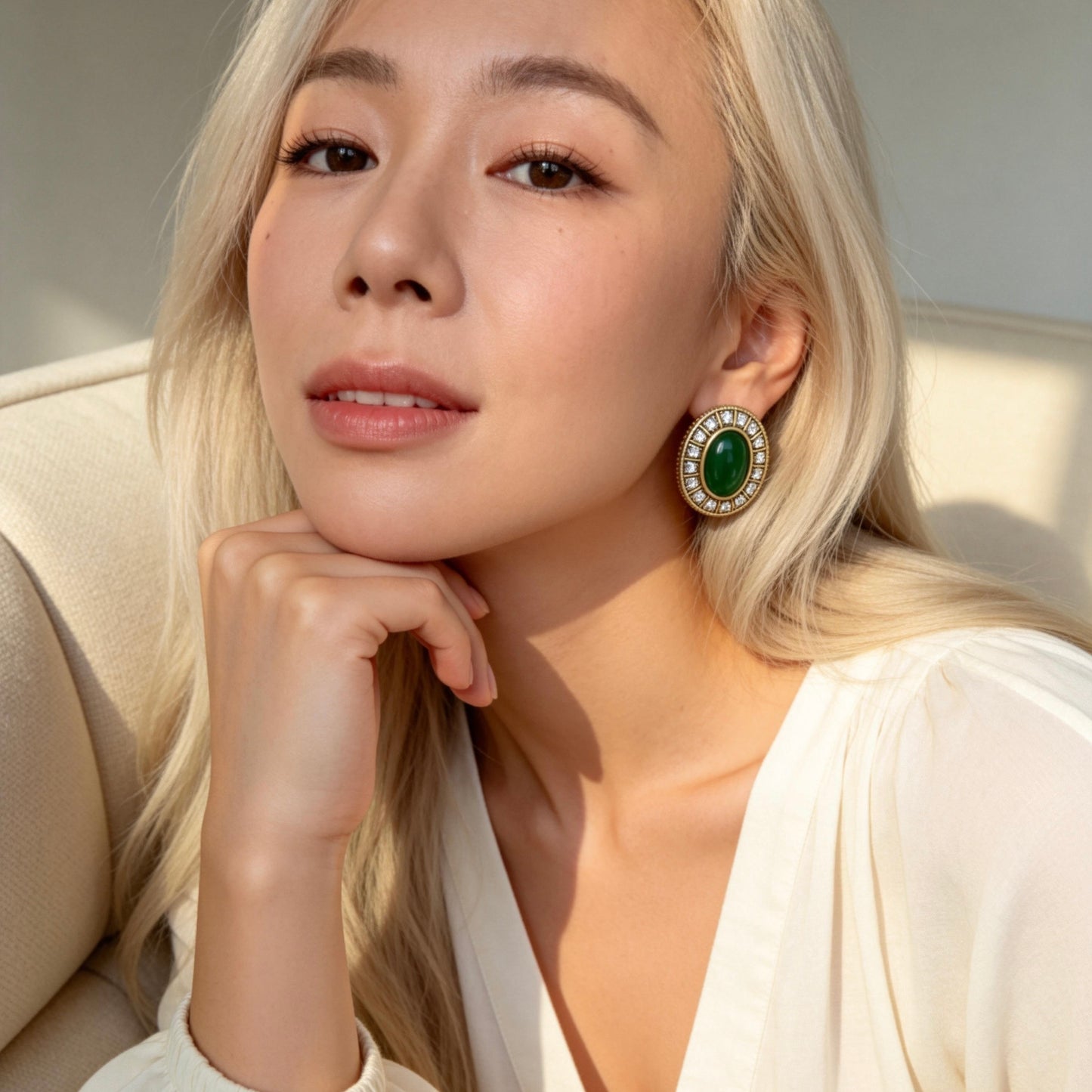 Vintage Green Stone Oval Stud Earrings