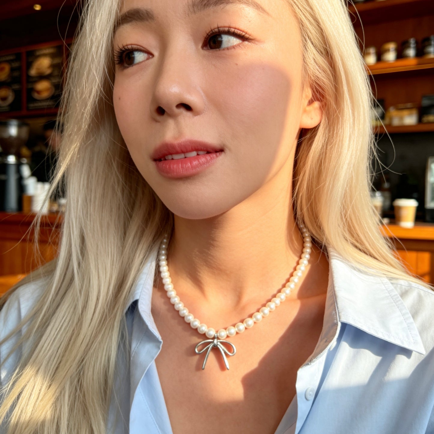 Pearl Necklace with Silver Bow