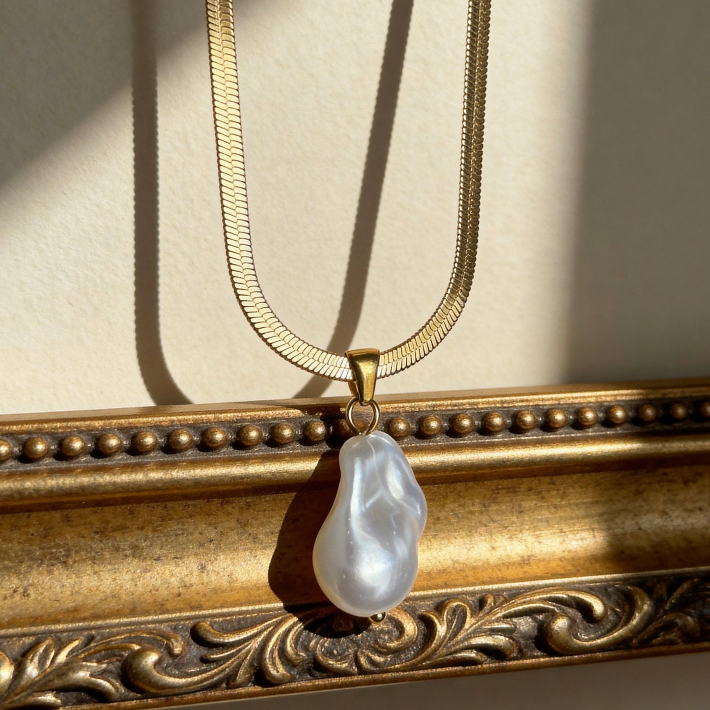 Baroque Pearl Pendant Necklace