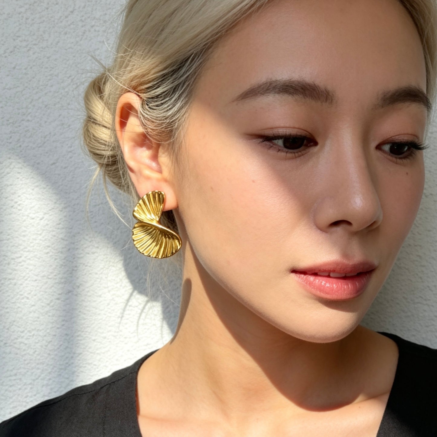 Twisted Shell Statement Earrings