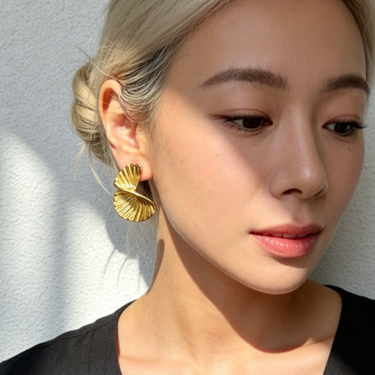 Twisted Shell Statement Earrings