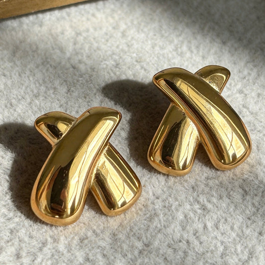 Abstract Curve Stud Earrings
