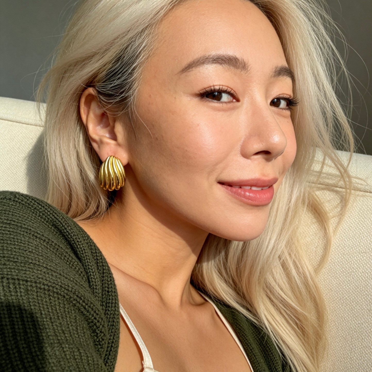 Ribbed Shell Stud Earrings