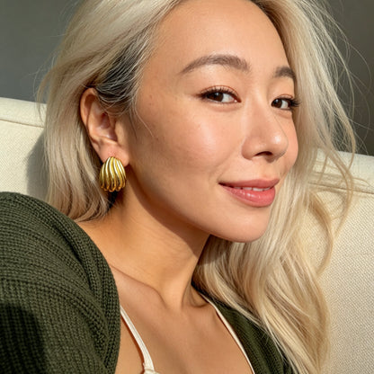 Ribbed Shell Stud Earrings
